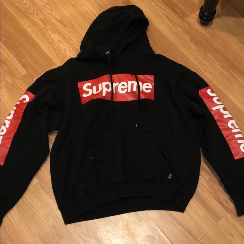 supreme hoodie